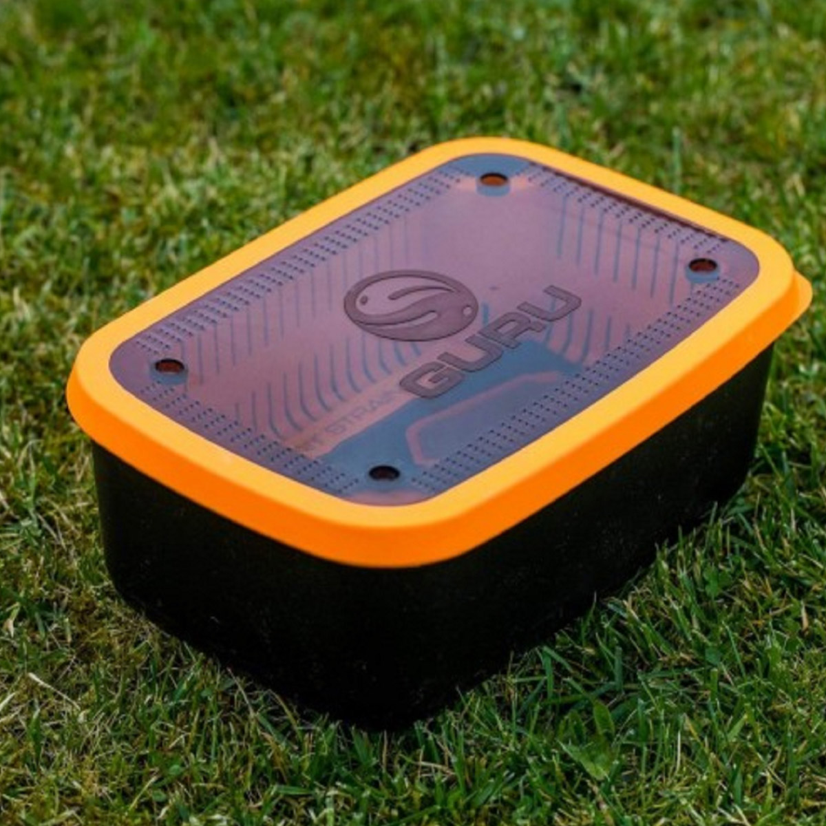 Guru 5,3 Pint Bait Box