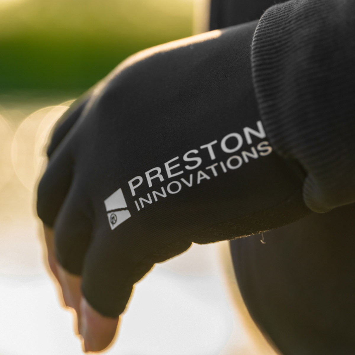 Preston Innovations Lightweight Gloves