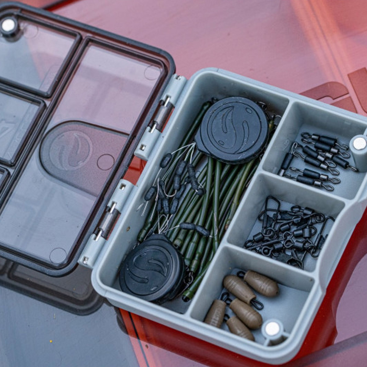 Guru Fusion Feeder Box Accessory Box 4 Compartiment