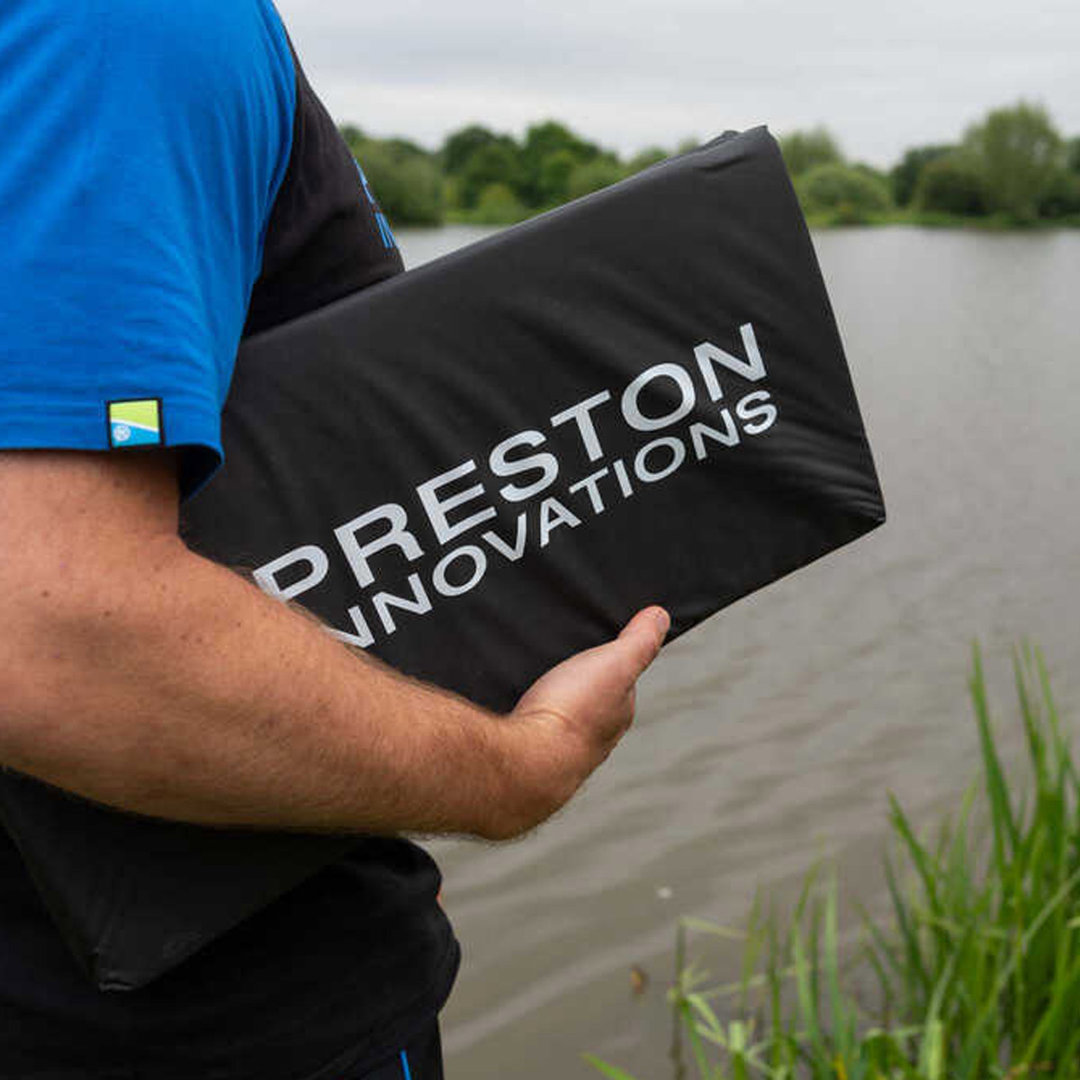 Preston Innovations Fold Away Unhooking Mat