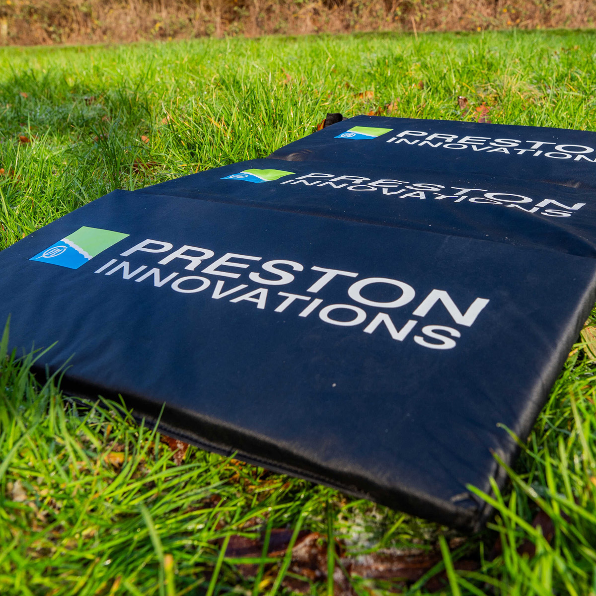 Preston Innovations Fold Away Unhooking Mat