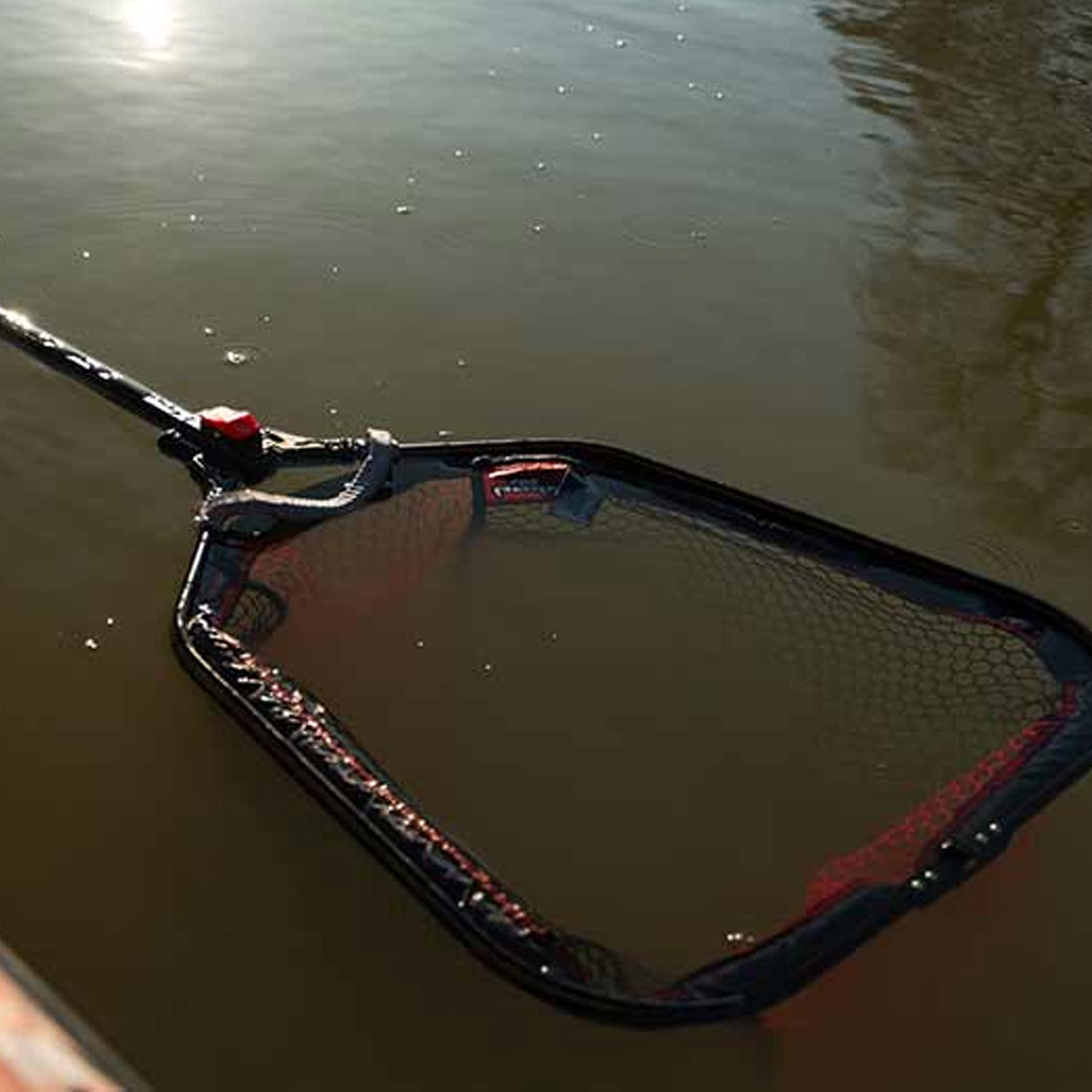 Fox Rage Speedflow Folding Landing Net Medium