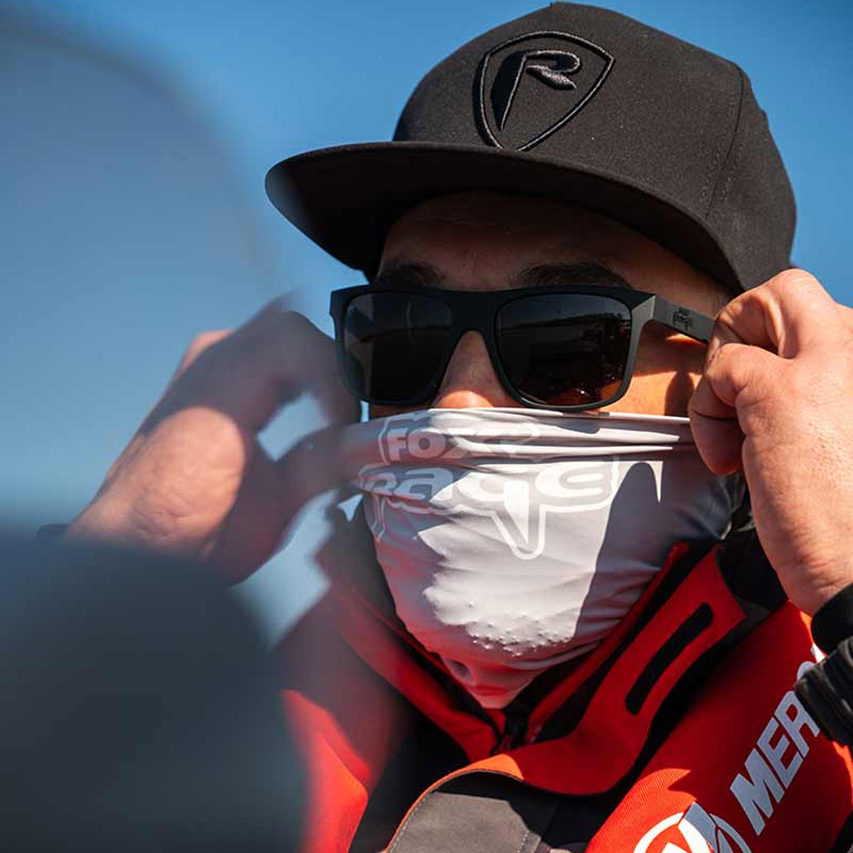 Fox Rage Light Grey Snood